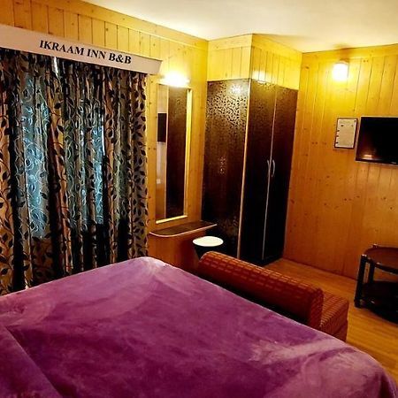 Ikraam Inn Bed & Breakfast Srīnagar Extérieur photo